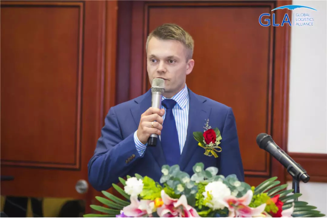 1530181220267859.jpg 8.webp.jpg